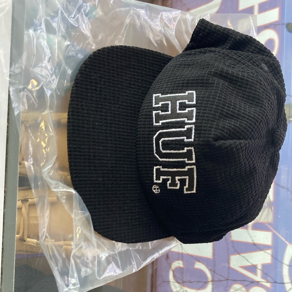HUF arch, waffle corduroy snapback black